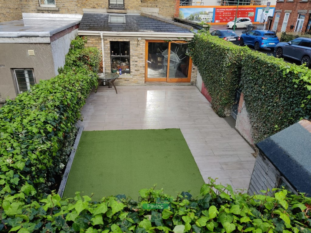 Porcelain Slabbed Patio with Artificial Grass in Rialto, Dublin