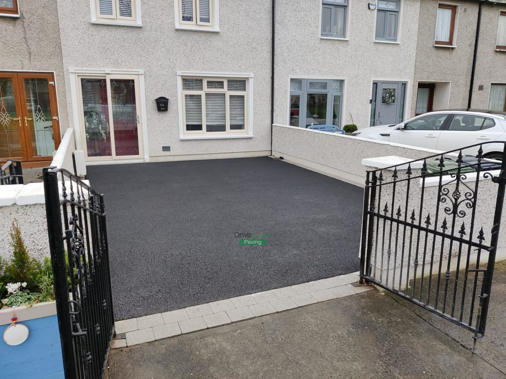 Asphalt Driveway with Silver Corrib Borderline in Ballyfermot, Dublin