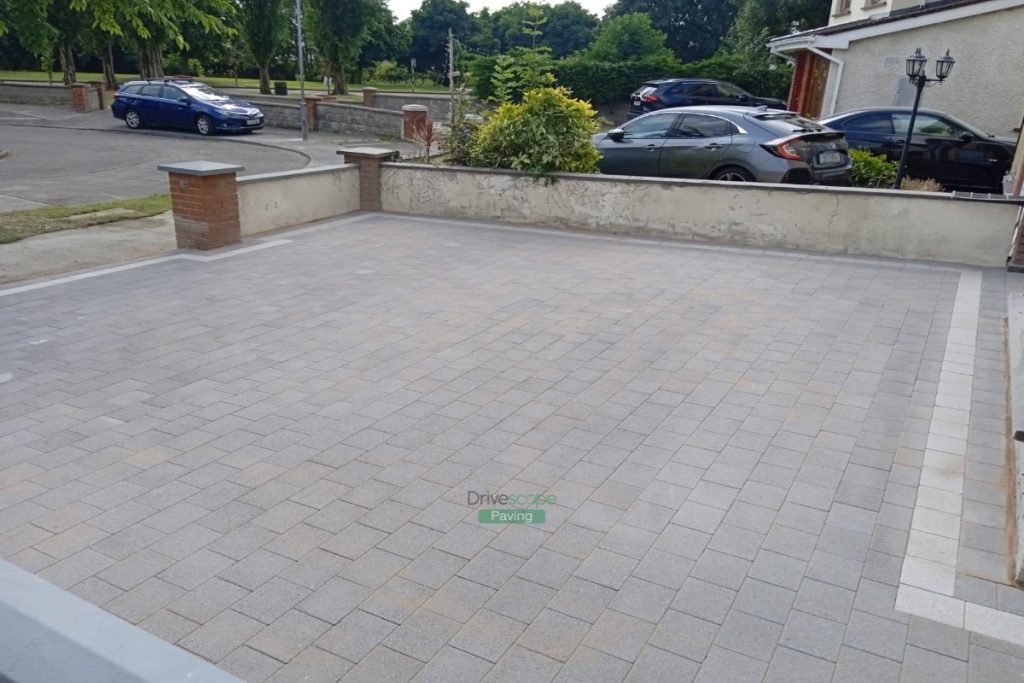 Driveway with Black Granite Corrib Paving and Silver Granite Borderline in Leixlip, Co. Kildare