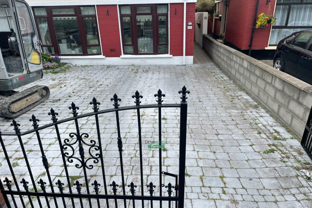Driveway with Limestone Slabs and Granite Borderline in Cabra, Dublin (1)