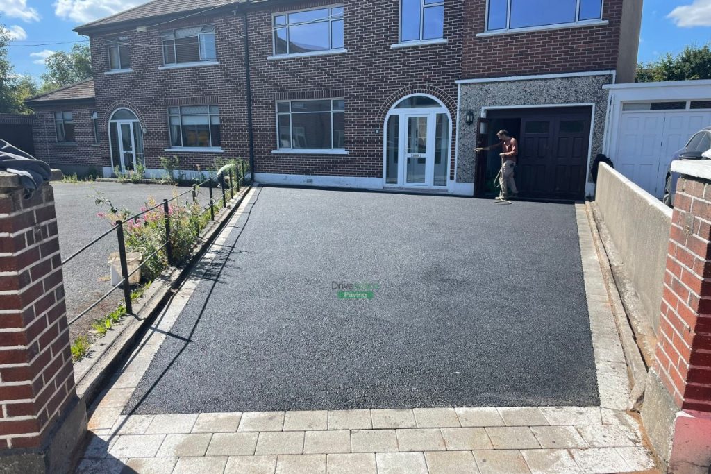 Asphalt Driveway with Silver Granite Corrib Border and Apron in Clontarf, Dublin (2)