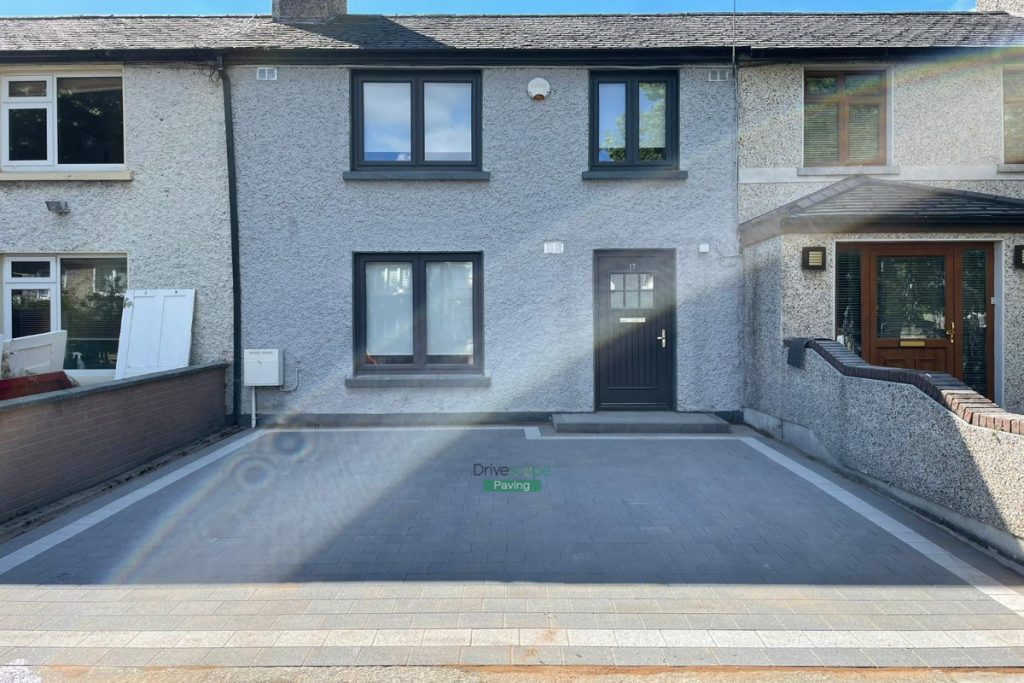 Driveway with Black Granite Corrib Paving and Silver Granite Border in Inchicore, Dublin (4)