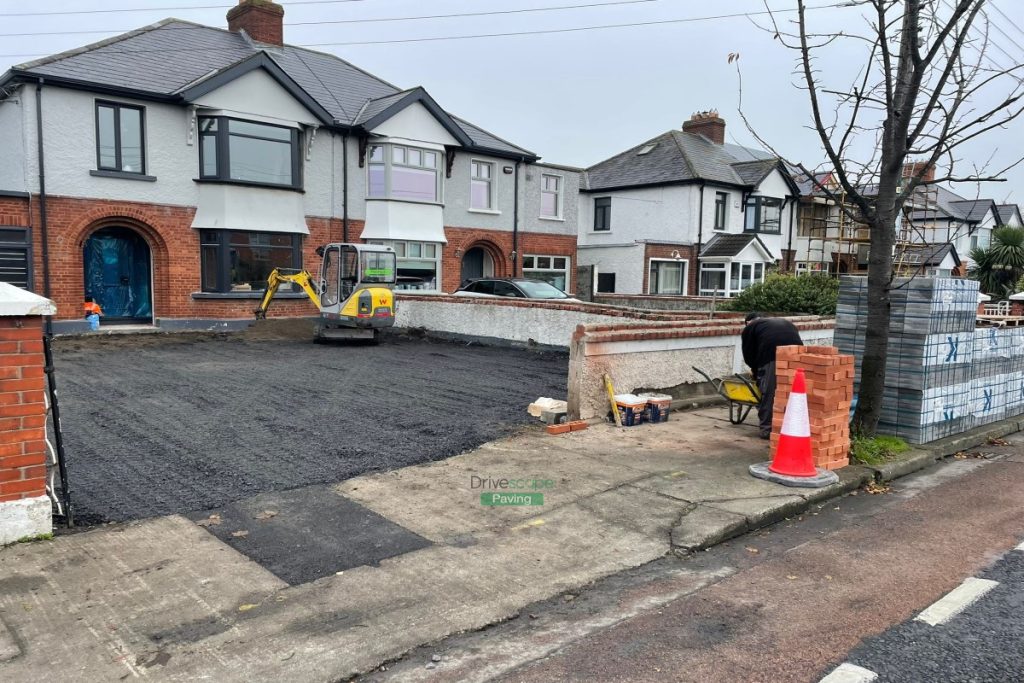 Driveway with Black and Silver Granite Paving and New Pillar in Blanchardstown, Dublin (5)