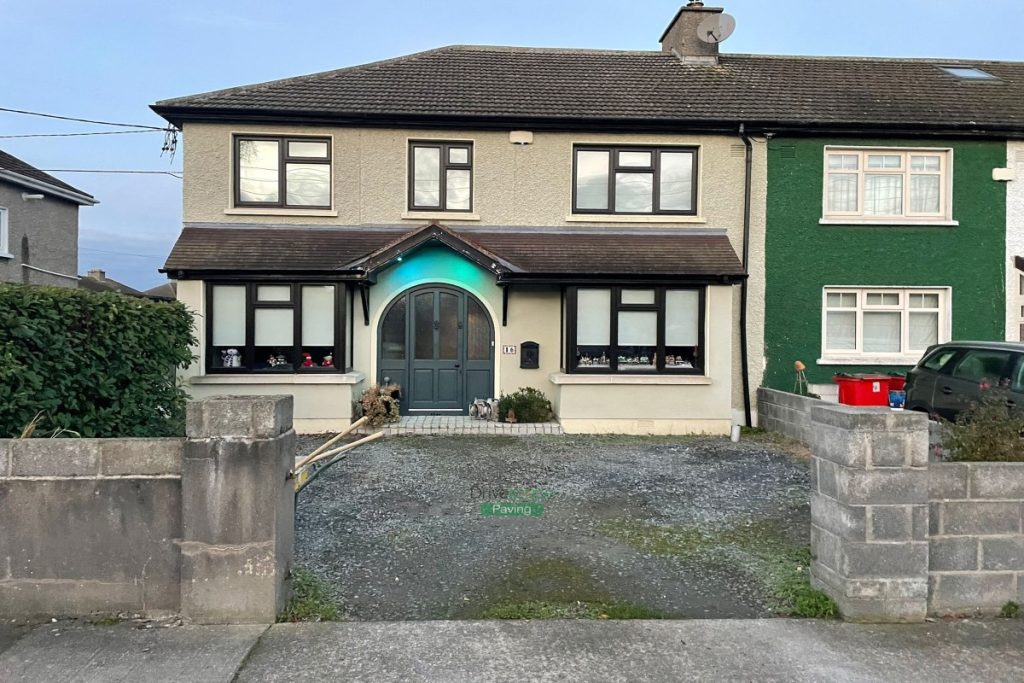 Driveway with Ballylusk Gravel, Granite Cobbles and New Pillars in Ashtown, Dublin (1)