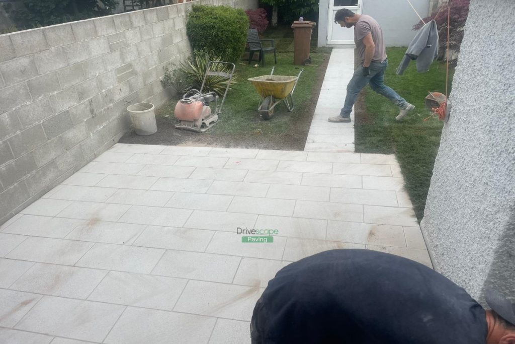 Asphalt Driveway with Newgrange Slabbed Patio in Ballyfermot, Dublin (2)