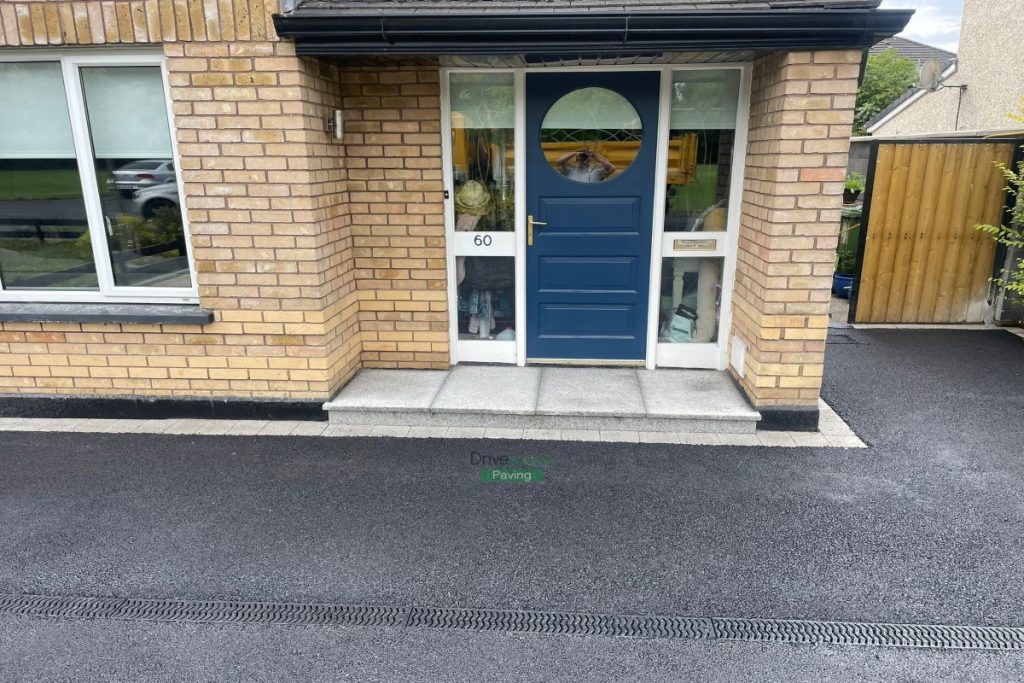 Asphalt Driveway with Silver Granite Borderline and Step in Clonsilla, Dublin