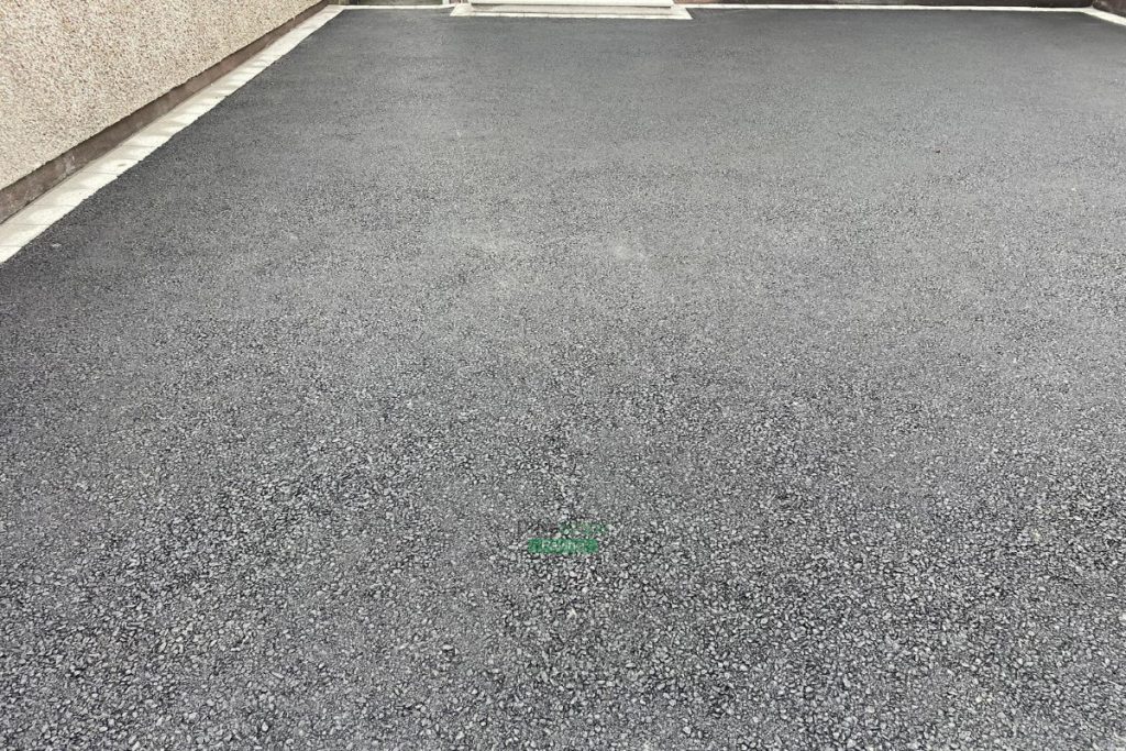 Asphalt Driveway with Granite Corrib Border and Granite Step in Templeogue, Dublin (3)