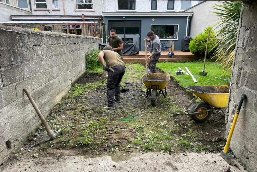 Patio with Rustic Slane Paving and Buff Granite Setts in Cabra, Dublin (2)