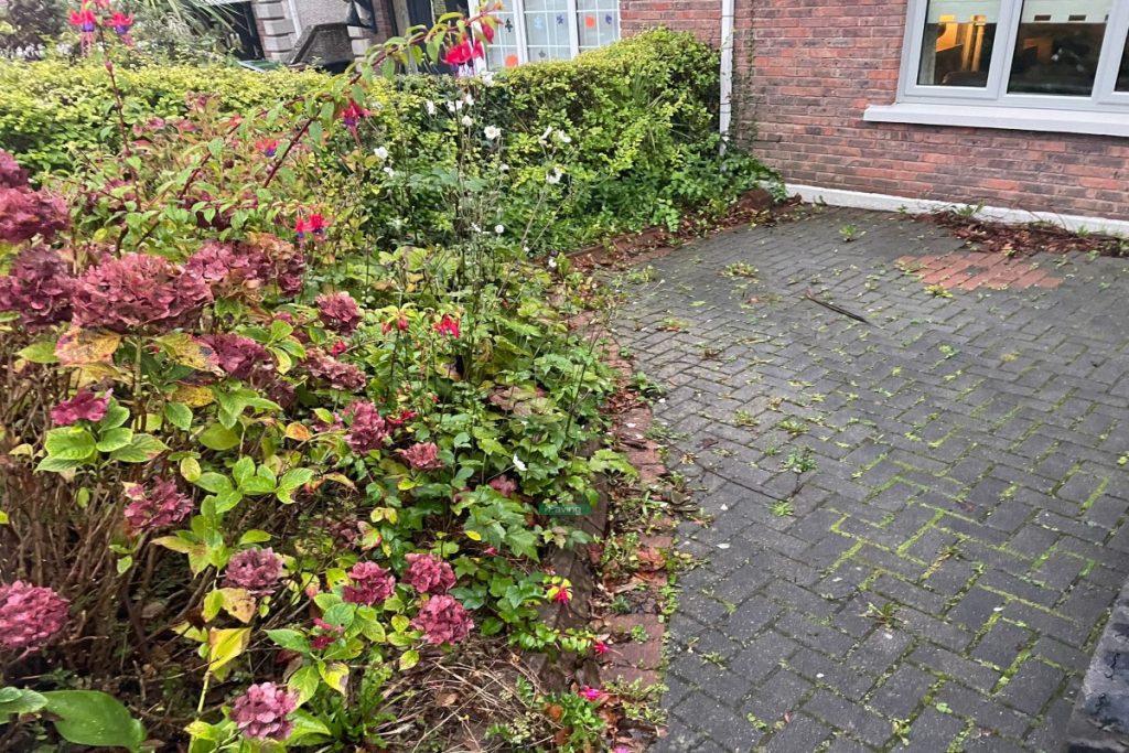 Driveway with Rustic Lismore Paving and Silver Granite Borders in Delgany, Co. Wicklow (2)