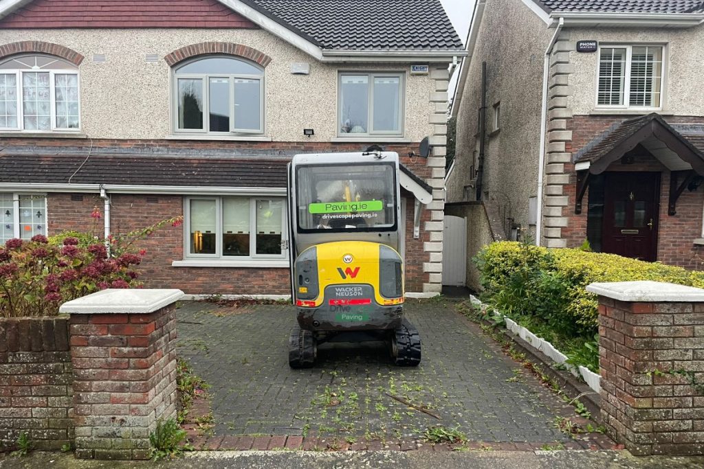 Driveway with Rustic Lismore Paving and Silver Granite Borders in Delgany, Co. Wicklow (3)