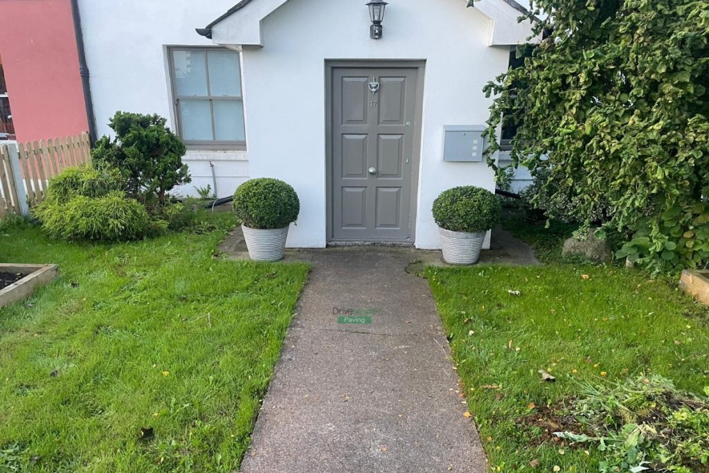 Gravelled Driveway with Granite Slabs in Inchicore, Dublin (1)