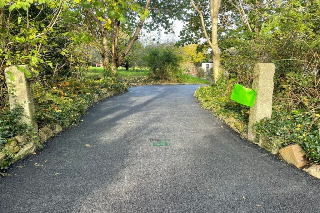 Asphalt Driveway with New ACO Drains and Kerbstones in Kilmacanogue, Co. Wicklow (10)