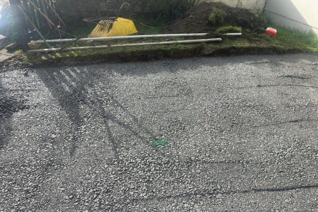 SMA Driveway with Silver Corrib Granite Border and Lismore Kerbs in Roundwood, Co. Wicklow (2)
