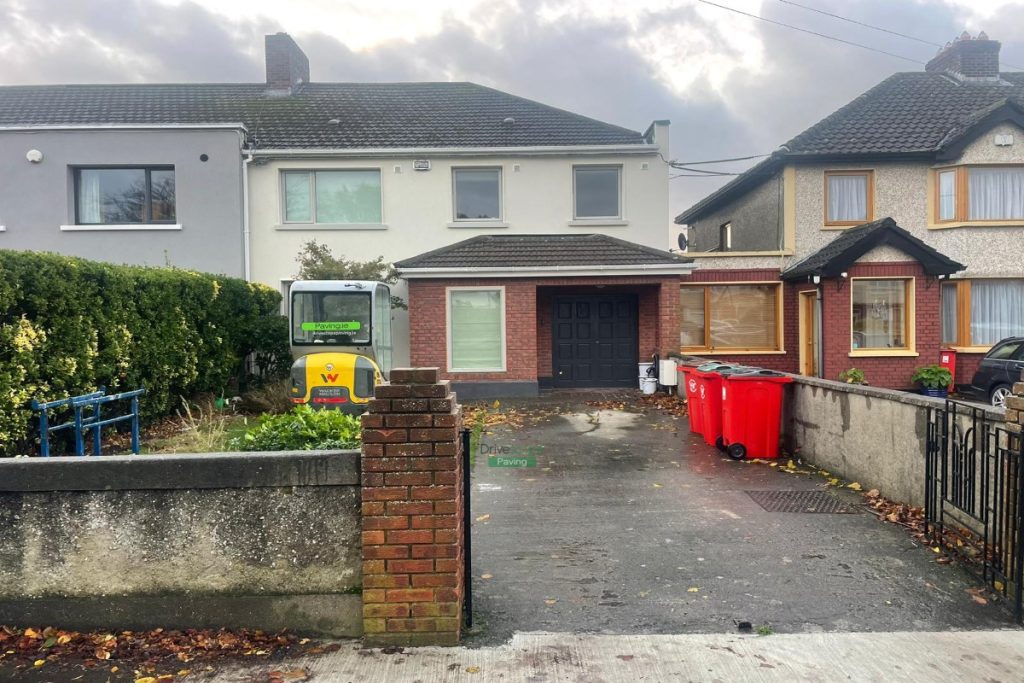 Two Adjacent Driveways with Golden Gravel and Silver Granite Cobblestones in Clontarf, Dublin (8)
