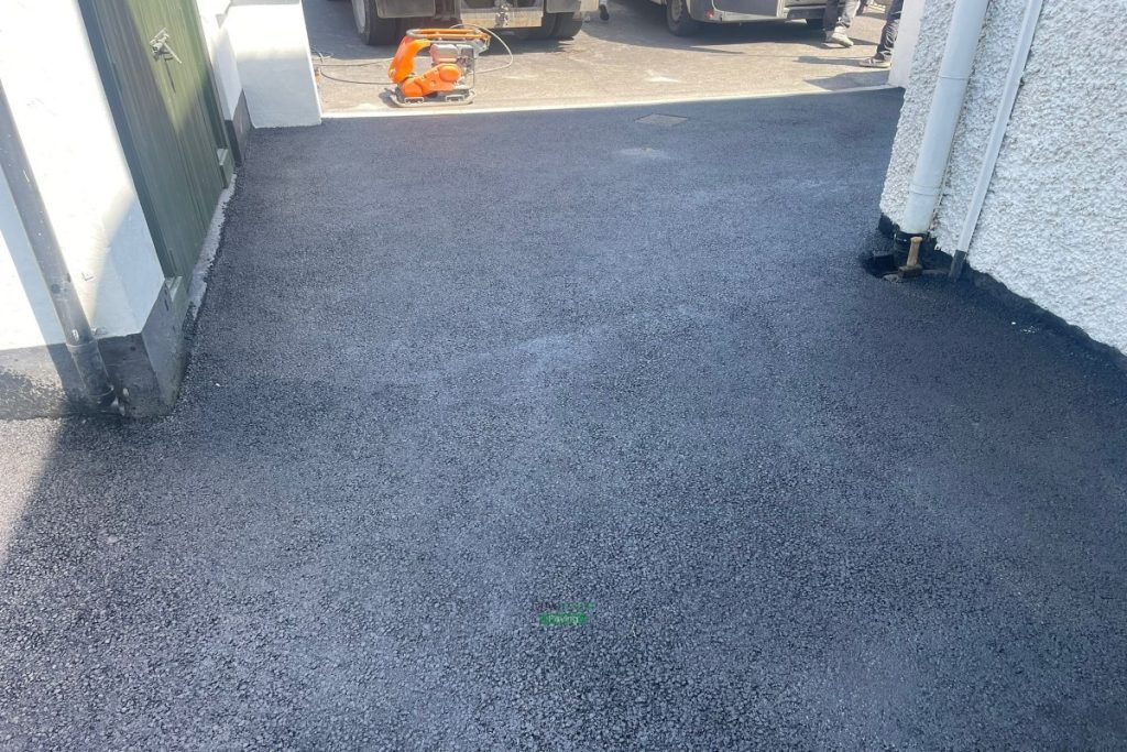 Asphalt Driveway with Granite Kerbstones and Doorstep in Baldoyle, Dublin (5)