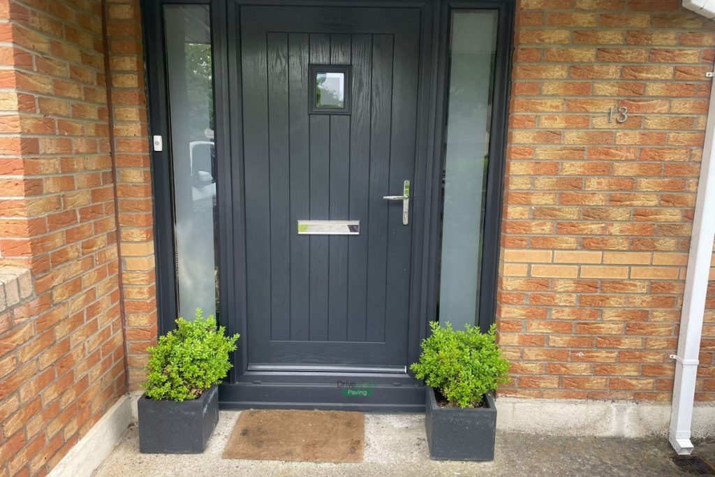 Asphalt Driveway with Silver Granite Borderline in Clonee, Dublin (1)