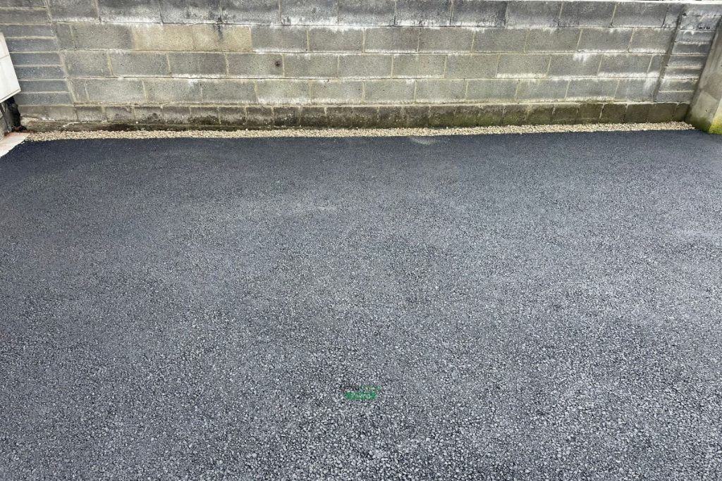 Asphalt Driveway with Silver Granite Borders in Finglas, Dublin (4)