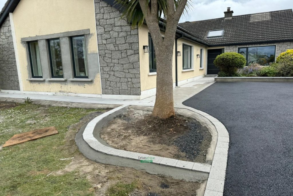Asphalt Driveway with Silver Granite Corrib Paving, Granite Step and Flowerbeds in Santry, Dublin (8)