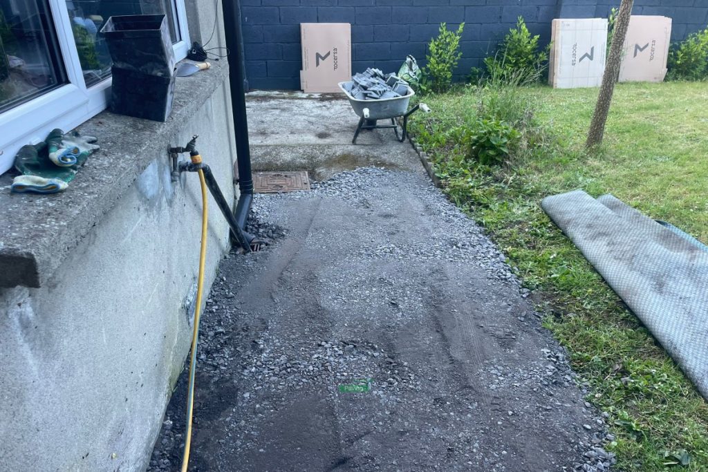Patio with Porcelain Tiles and Granite Cobbles in Santry, Dublin (3)