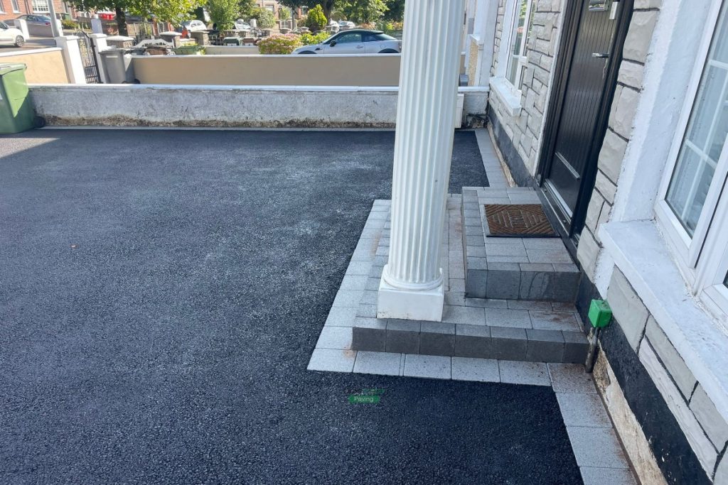 Asphalt Driveway with Silver Granite Border and Double Step in Artane, Dublin (10)