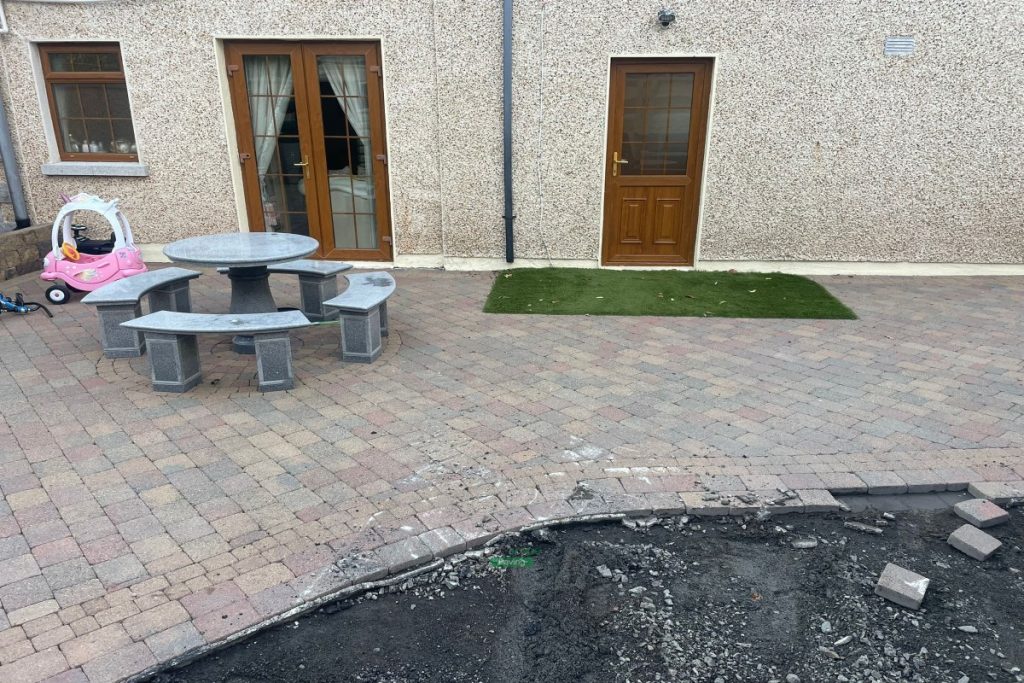 Porcelain Tiled Patio with Granite Cobblestones in Newbridge Co. Kildare (3)