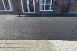 Asphalt Driveway with Silver Granite Border and Flowerbeds in Sutton, Dublin (4)