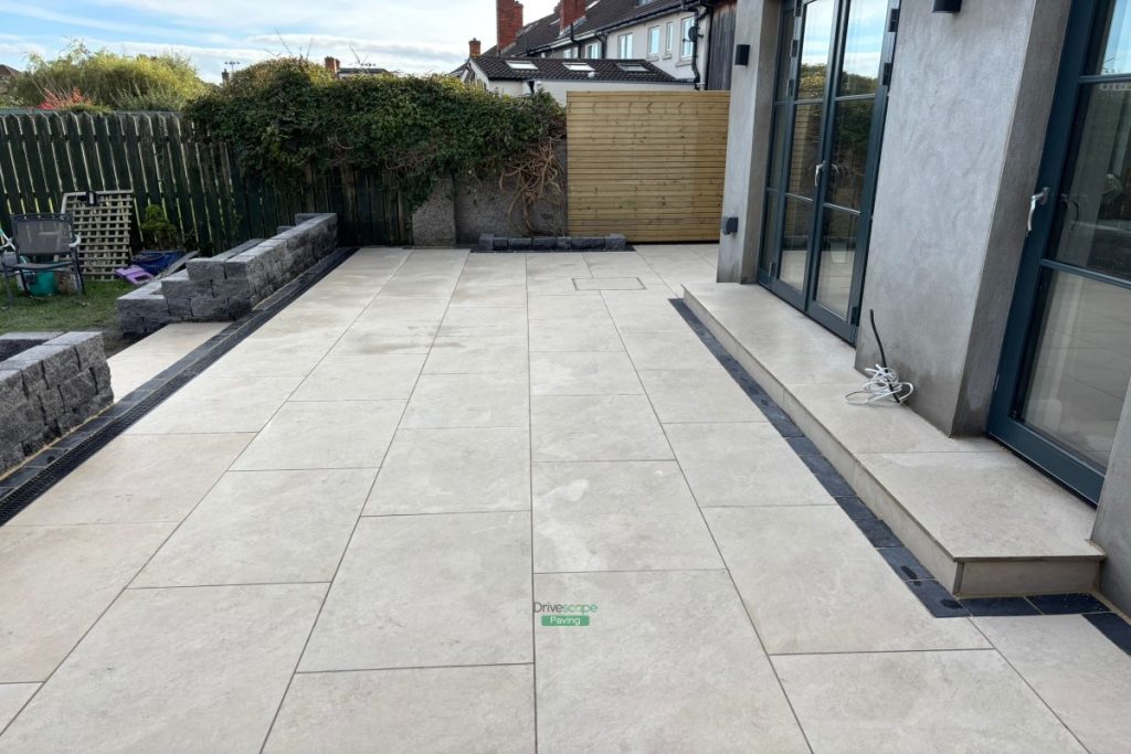 Patio with Porcelain Tiles and Limestone Cobbles in Clontarf, Dublin (13)