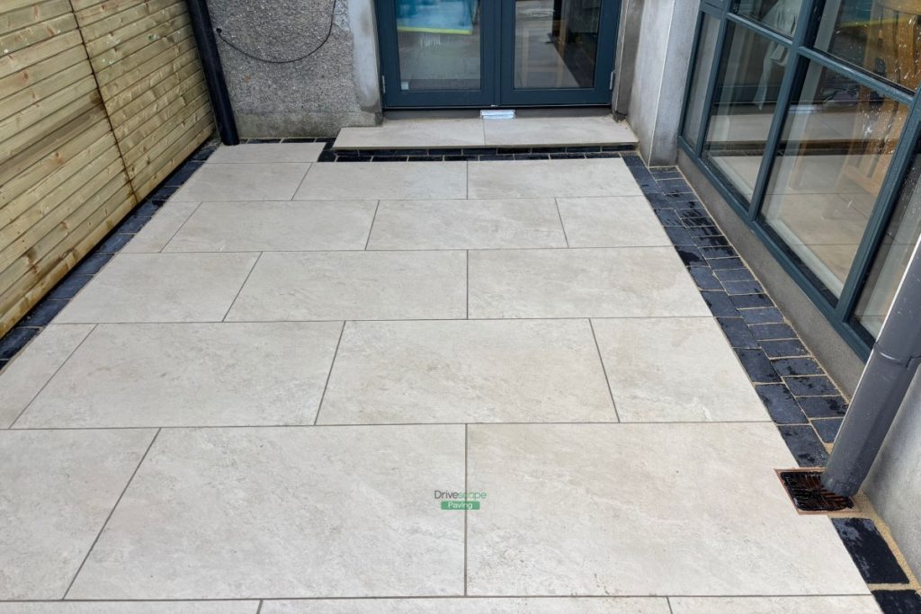Patio with Porcelain Tiles and Limestone Cobbles in Clontarf, Dublin (5)