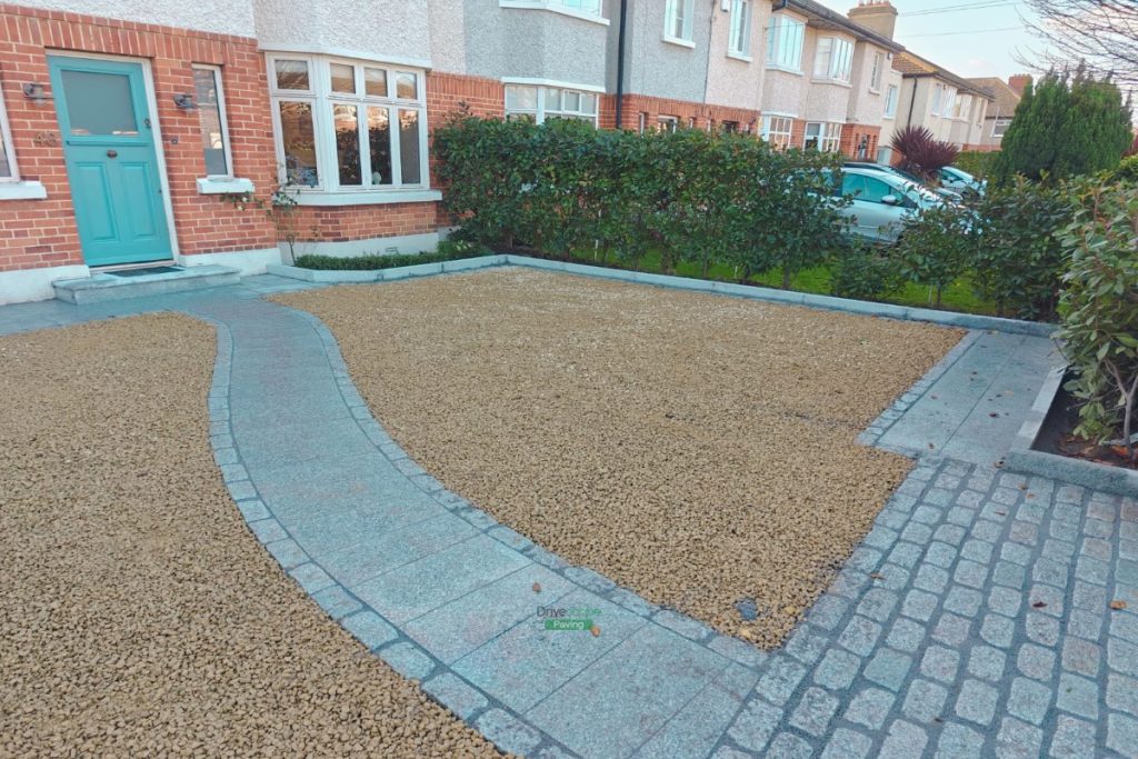 Gravelled Driveway with Granite Pathway and Cobbled Apron in Dublin (6)