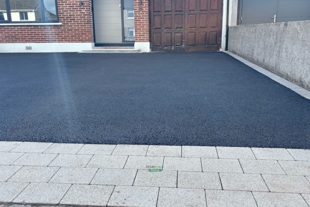 Asphalt Driveway with Corrib Granite Border and Bull-Nose Step in Glasnevin, Dublin (6)