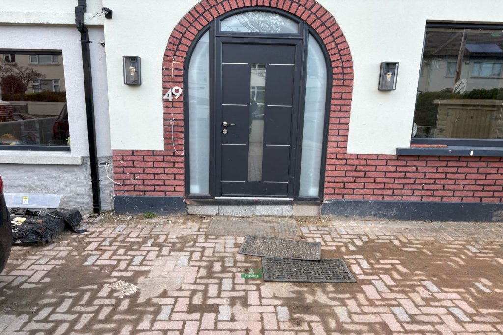 Asphalt Driveway with Granite Borders and Cobblestone Apron in Terenure, Dublin (1)