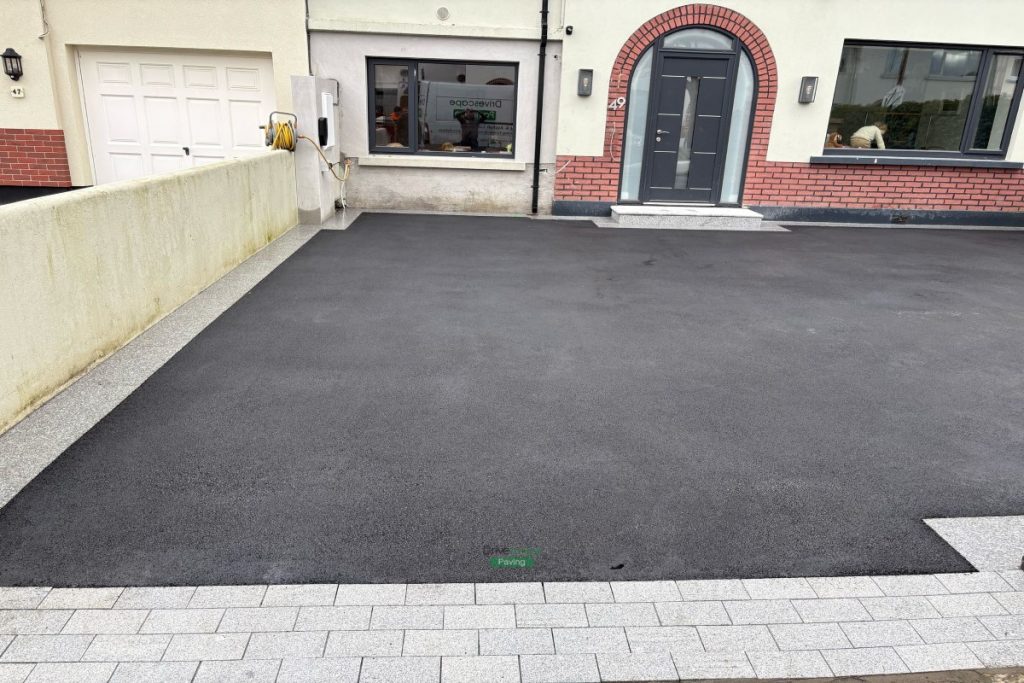 Asphalt Driveway with Granite Borders and Cobblestone Apron in Terenure, Dublin (5)