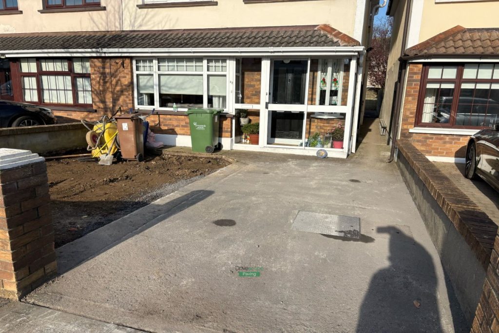 Asphalt Driveway with Paved Border and Apron in Malahide, Co. Dublin (1)
