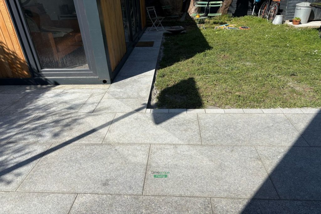 Patio with Granite Slabs and Silver Granite Cobbles in Terenure, Dublin (6)