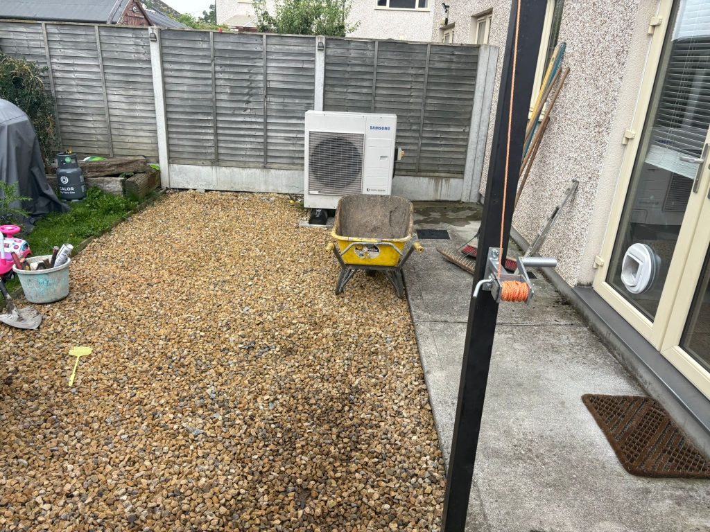 Porcelain Patio with Walkway and Recessed Covers in Hansfield Wood, Dublin (1)
