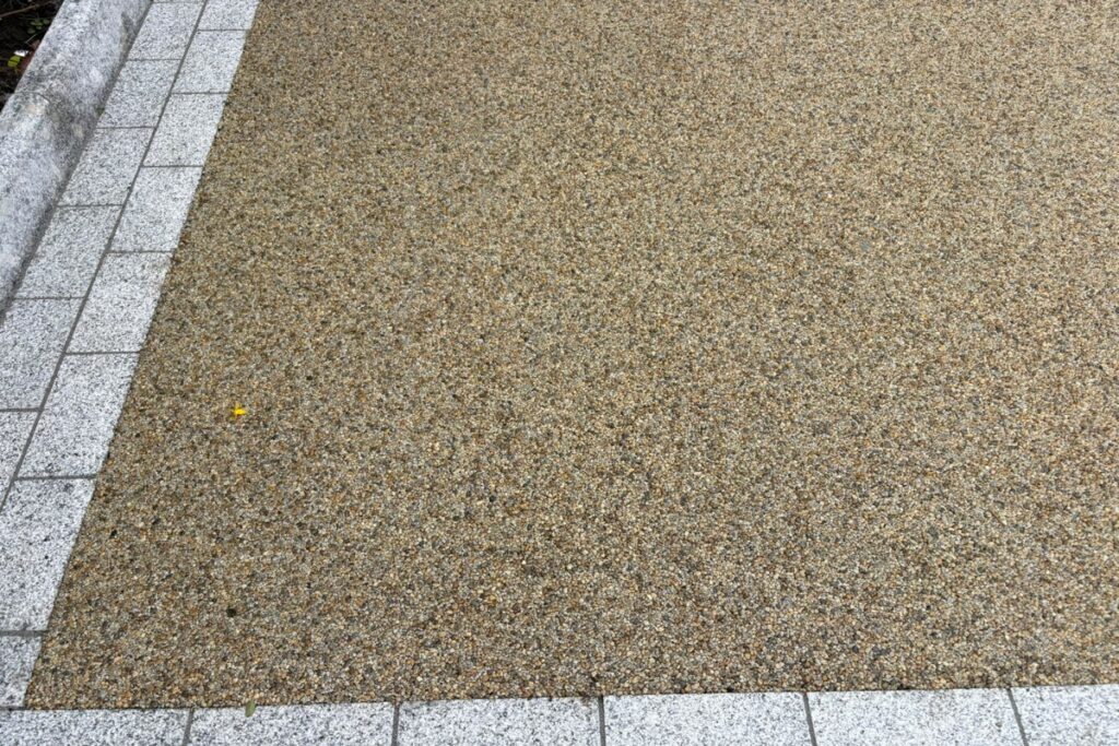 Resin Driveway in Templeogue, Co. Dublin (12)