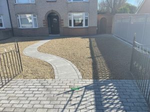 Gravel driveway in Dundrum