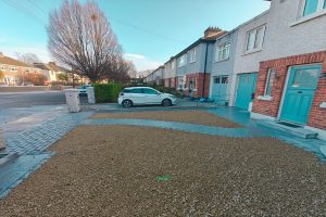 Gravel driveway in Phibsborough