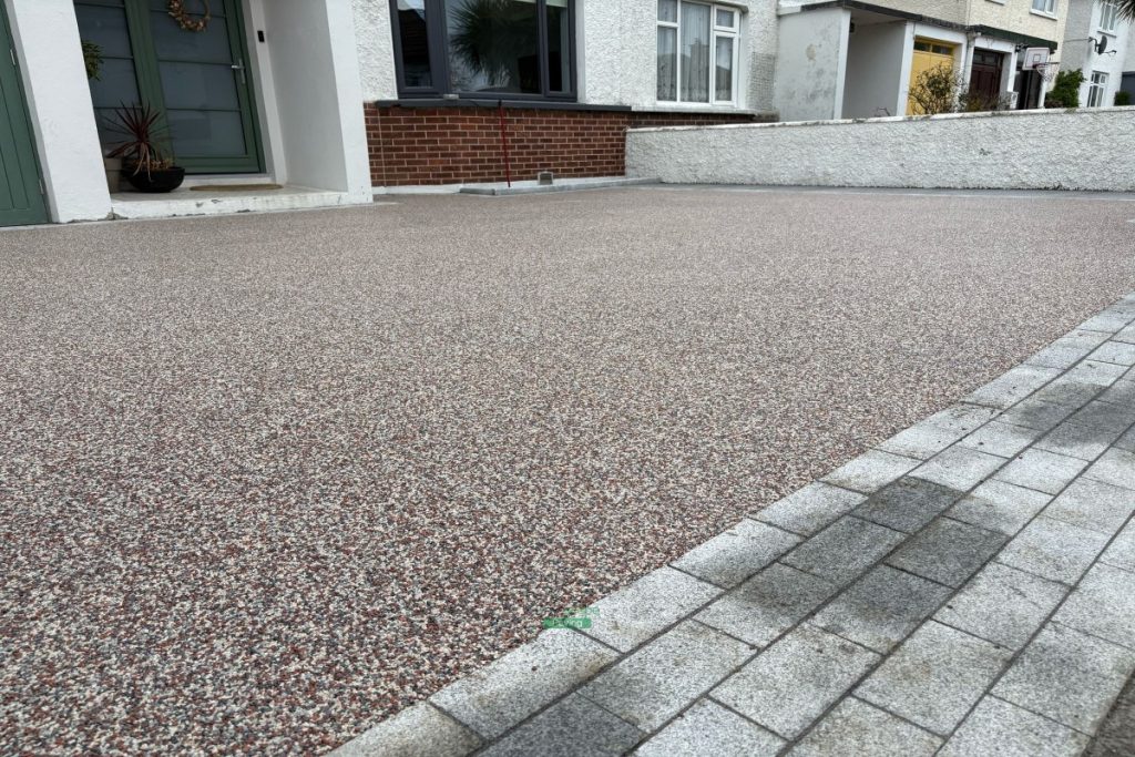 Resin driveway with border in Stillorgan