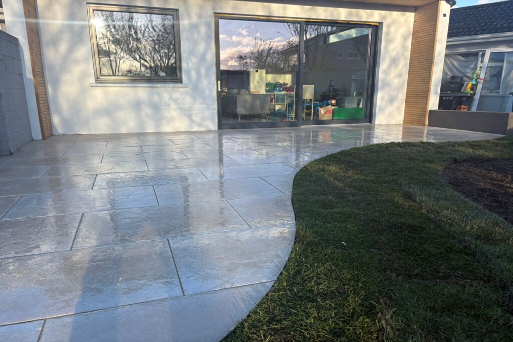 Porcelain Patio in Marino